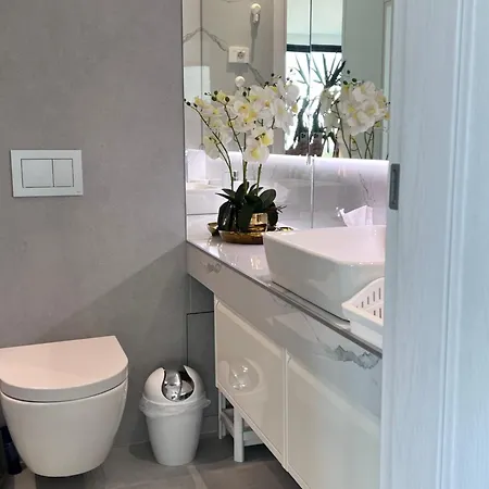 Lux Solis - Seaview - New! Apartment