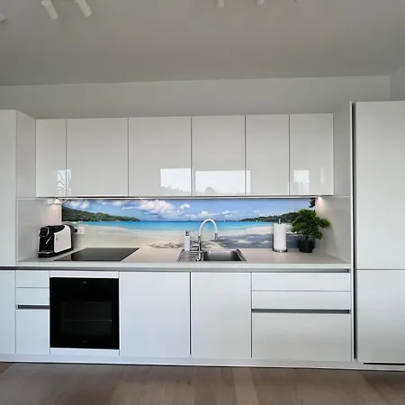 Lux Solis - Seaview - New! * Koper