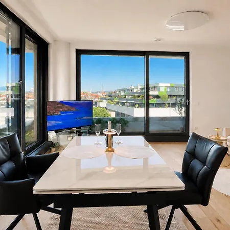 Lux Solis - Seaview - New!