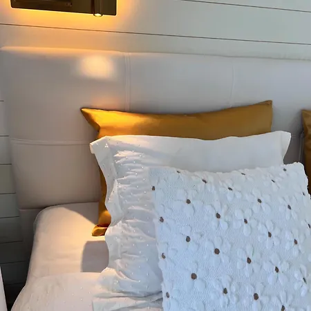 Lux Solis - Seaview - New! *